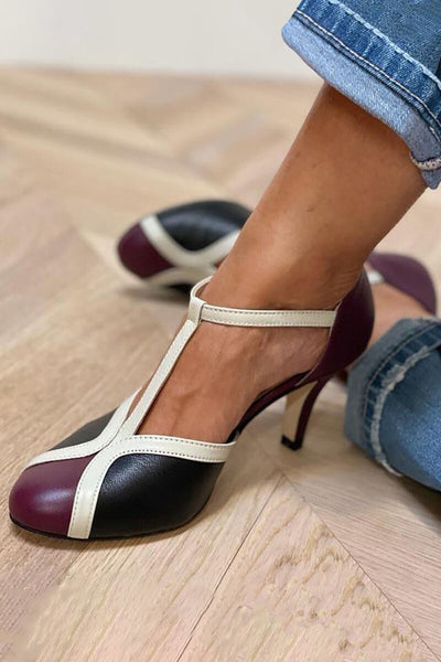 FELICIA | STILETTO HEELS WITH ROUND TOE AND T-STRAP